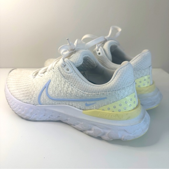 Nike Womens React Infinity Run Flyknit 3 White Violet Citron Tint Women's Size 8 - Picture 2 of 5